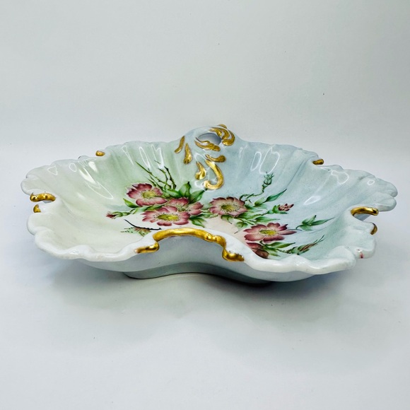 Vintage 1969 Ornate Scalloped Tinged Porcelain Hand Painted Floral Bowl Dish - Picture 2 of 5